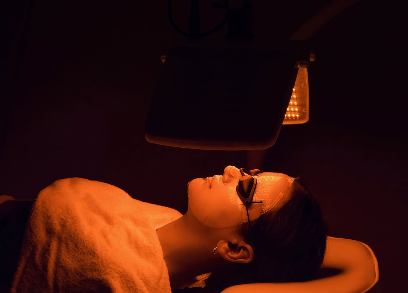 Traitement LED à Paris | Médecine esthétique | photothérapie, luminothérapie | Centre ML Esthetics